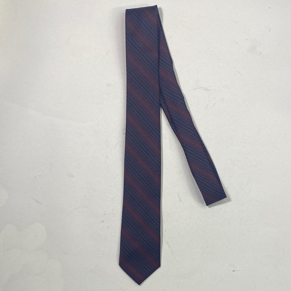 Milano Classic Tie in Navy and Burgundy